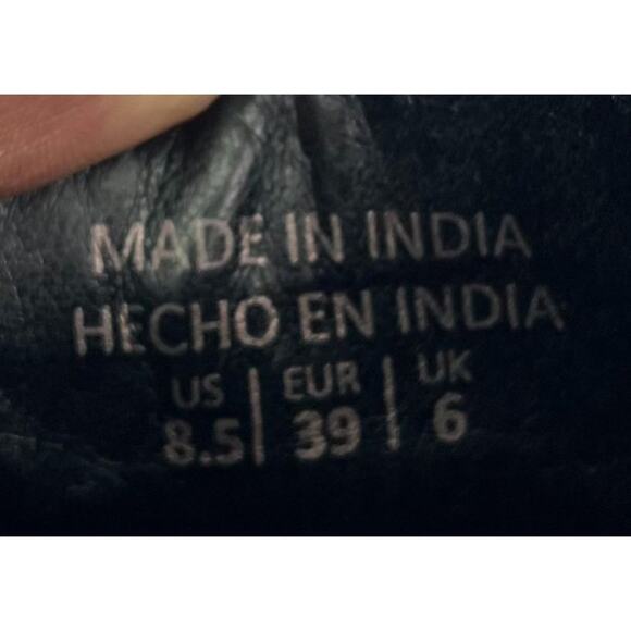 ALDO Boots Women's Size 8.5 Black Leather Chelsea Ankle Pointed Toe Western - Picture 13 of 15